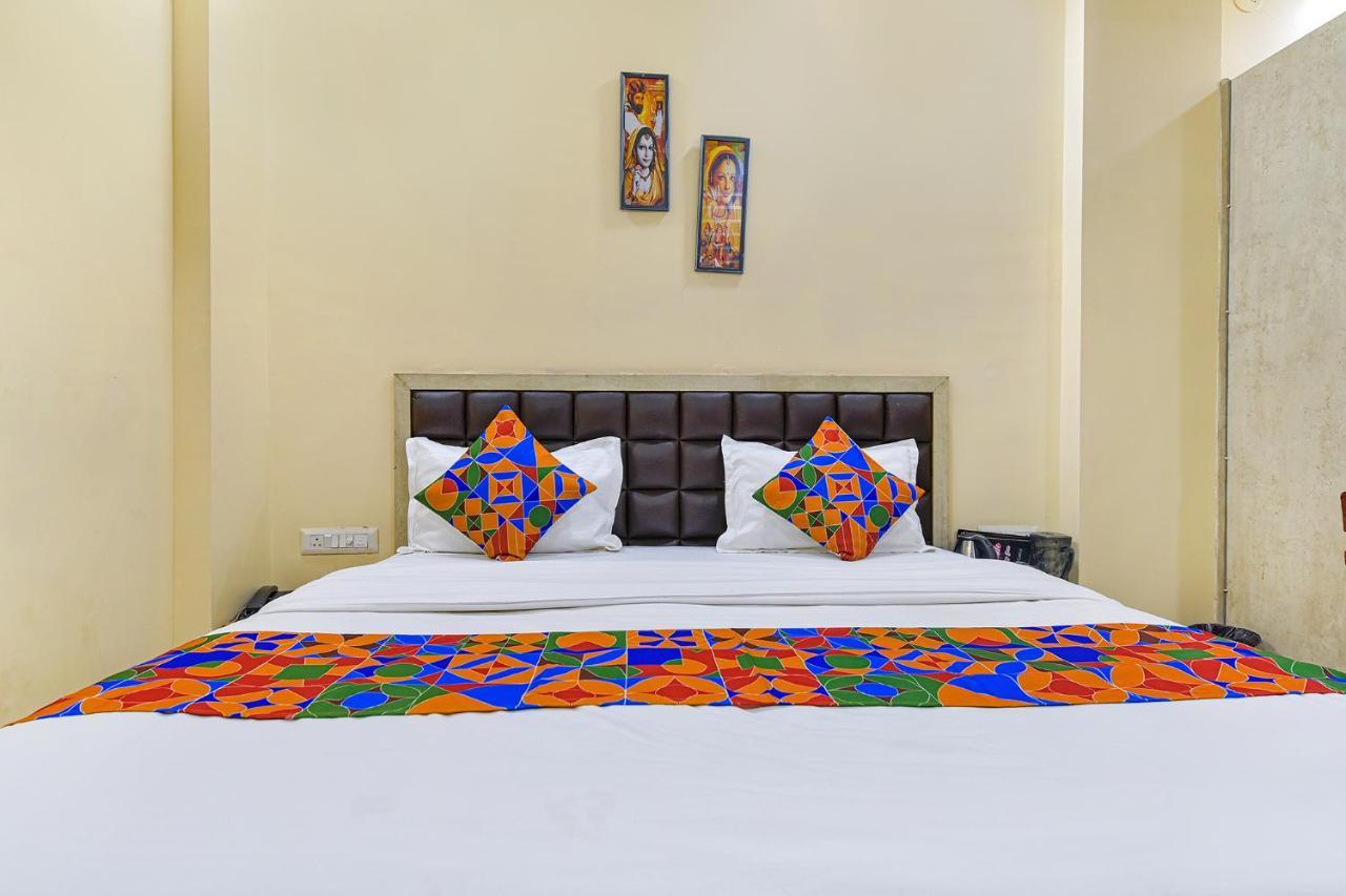 Hotel O The Castle Home Stay Inn Divisione di Divisione di Jaipur Esterno foto
