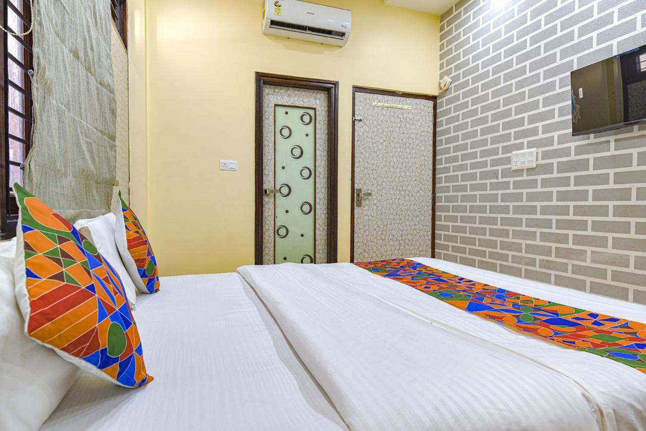 Hotel O The Castle Home Stay Inn Divisione di Divisione di Jaipur Esterno foto